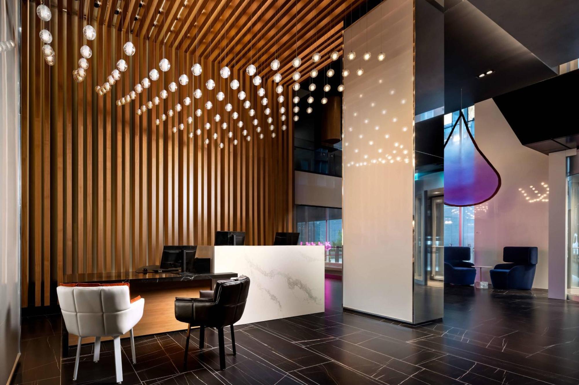 Humaniti Hotel Montreal, Autograph Collection Exterior foto